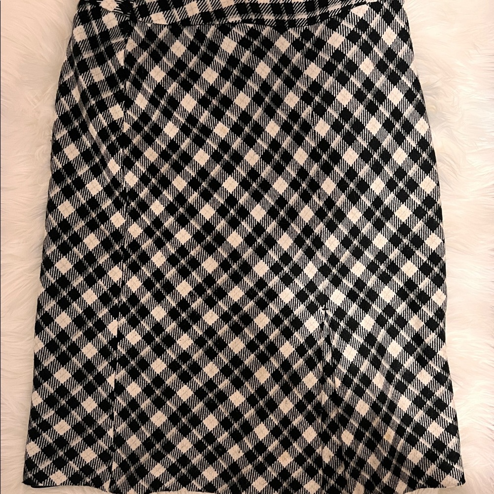 Merona skirt ,black and white color 🖤🤍